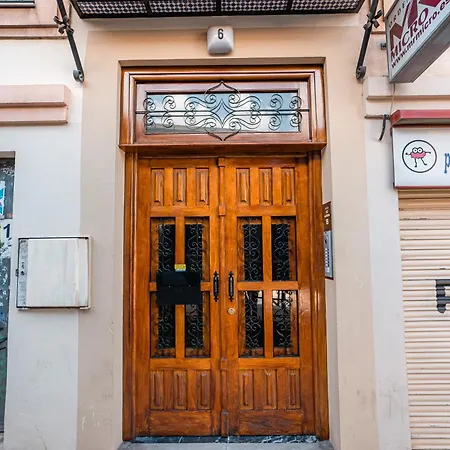 Apartamento turístico moderno con parking QH Plaza San Isidro-2